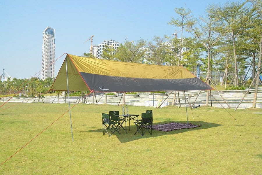 How to Use a Tarp for Sun Protection